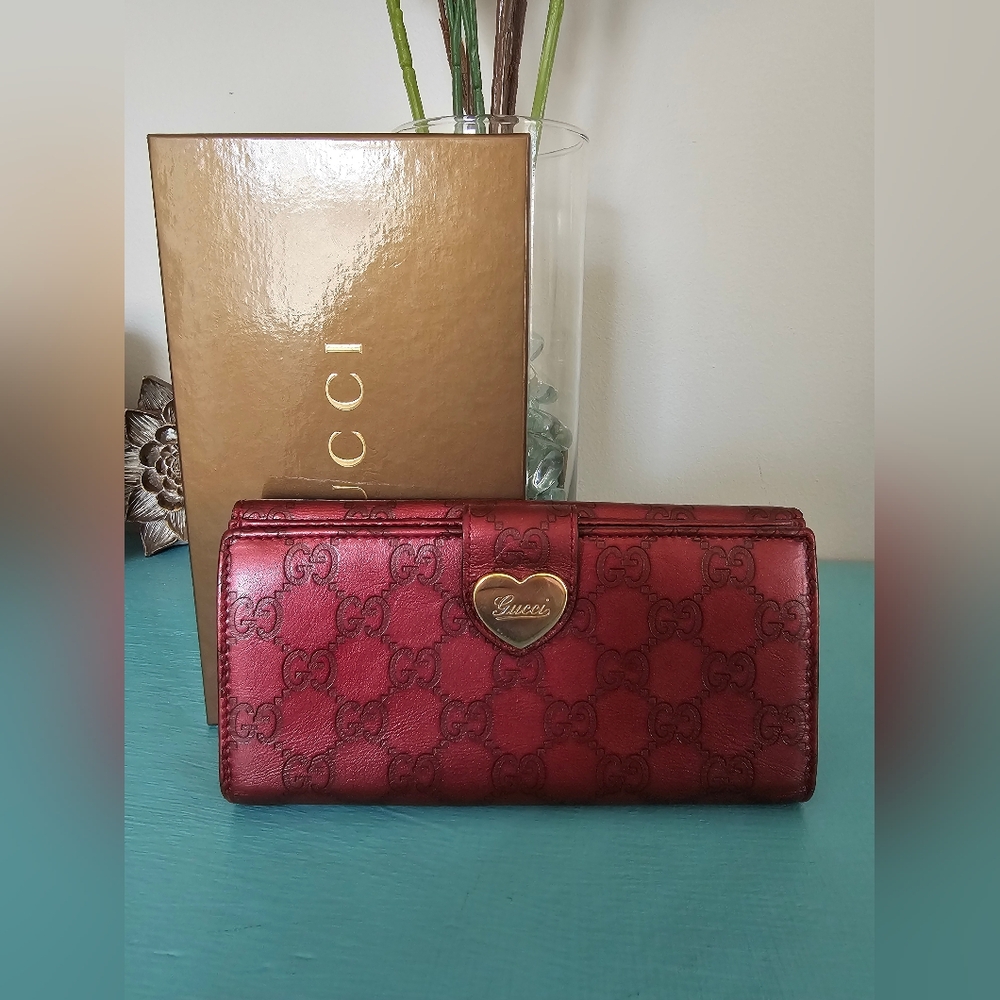 Gucci Guccissima Heart Continental Wallet - Picture 2 of 14